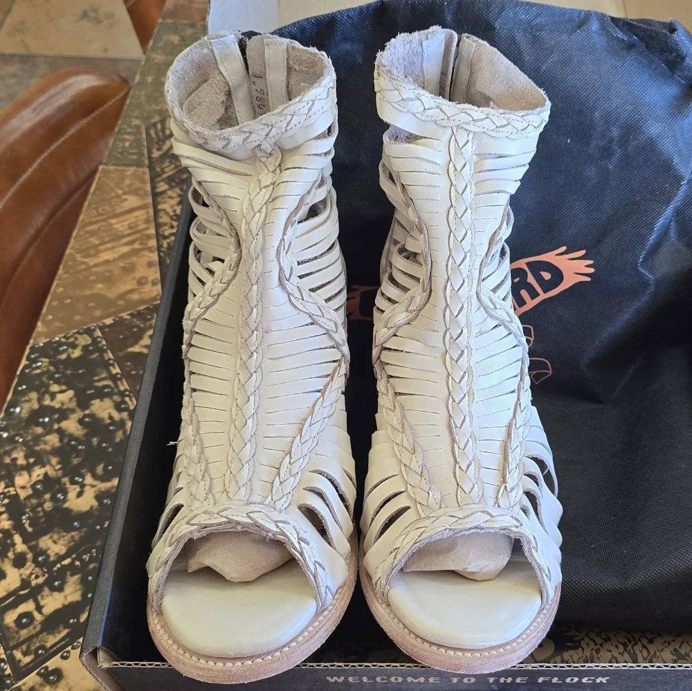 Freebird BELA Braided Beige Open-Toe Sandals - Picture 1 of 15